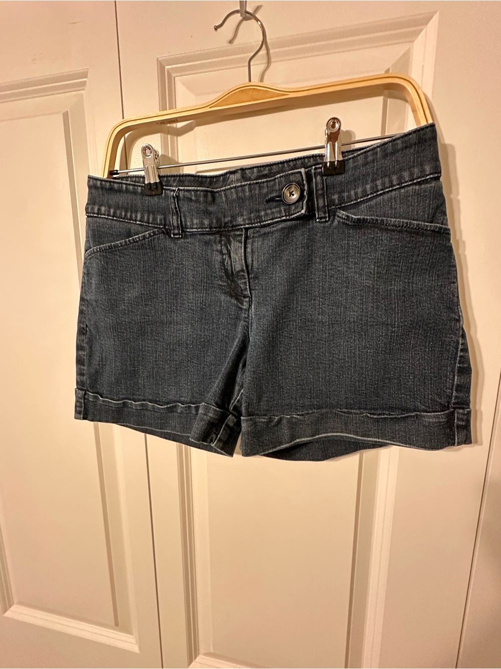 The Limited Denim Shorts Size 10 | Stretch Cuffed Jean Shorts